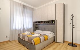 Mm Pozzo Strada Mini Subway Studio